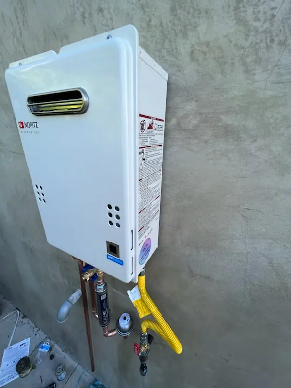 Tankless water heater installation for Victoria Furnace homes